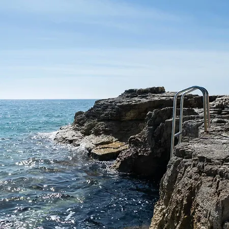Apartment Between And Sea *