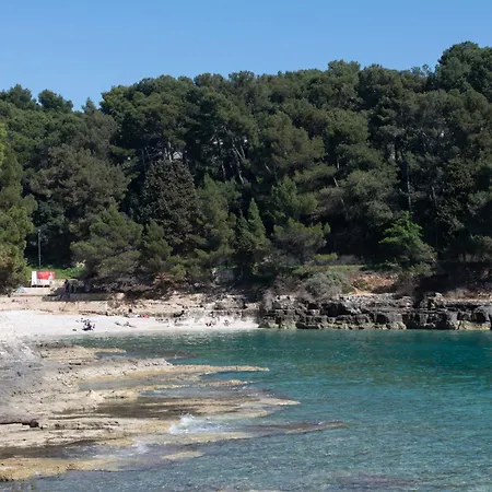 דירה Between And Sea פולה